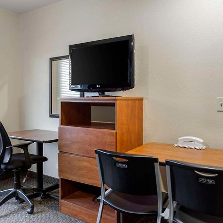 Woodspring Suites Raleigh Garner Edmondson Exterior foto